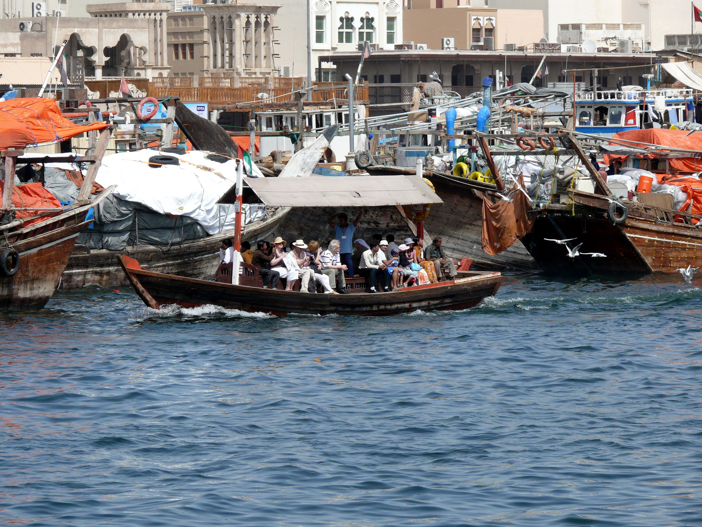 Wassertaxi auf dem Dubai Creek