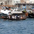 Wassertaxi auf dem Dubai Creek