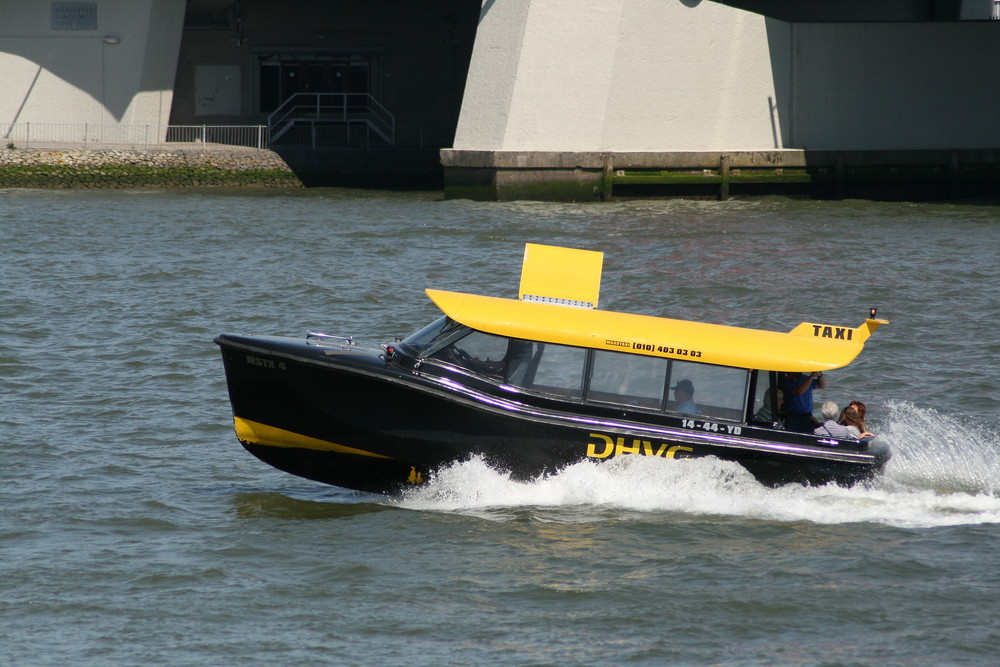 Wassertaxi-Rotterdam