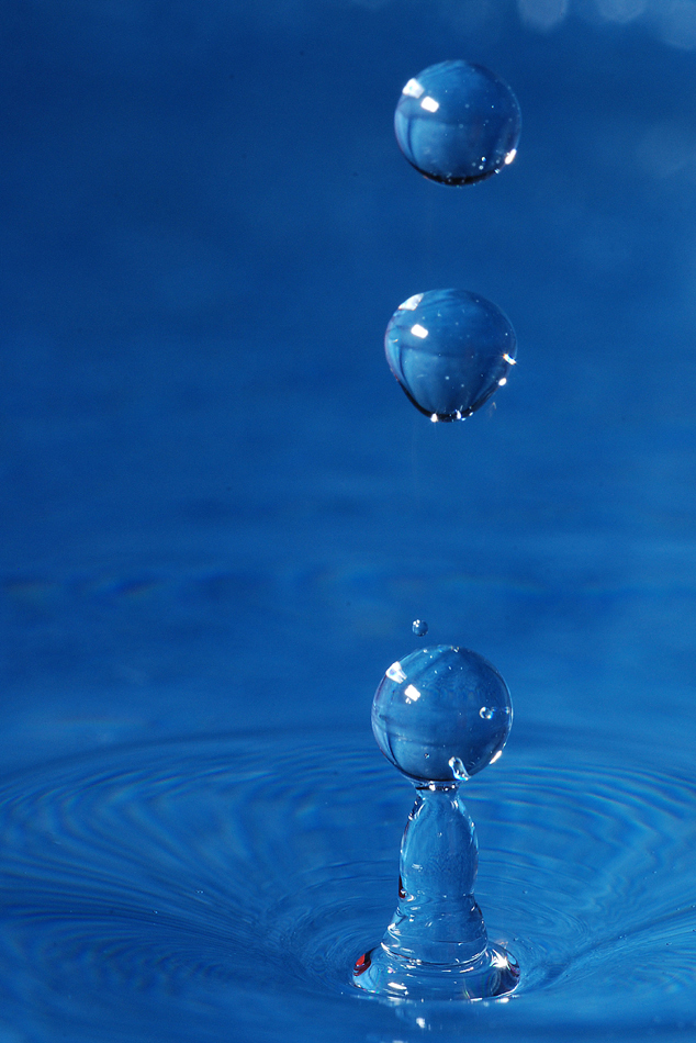 Wassertropfen 10 Foto & Bild | experimente, wasser, tropfen Bilder auf