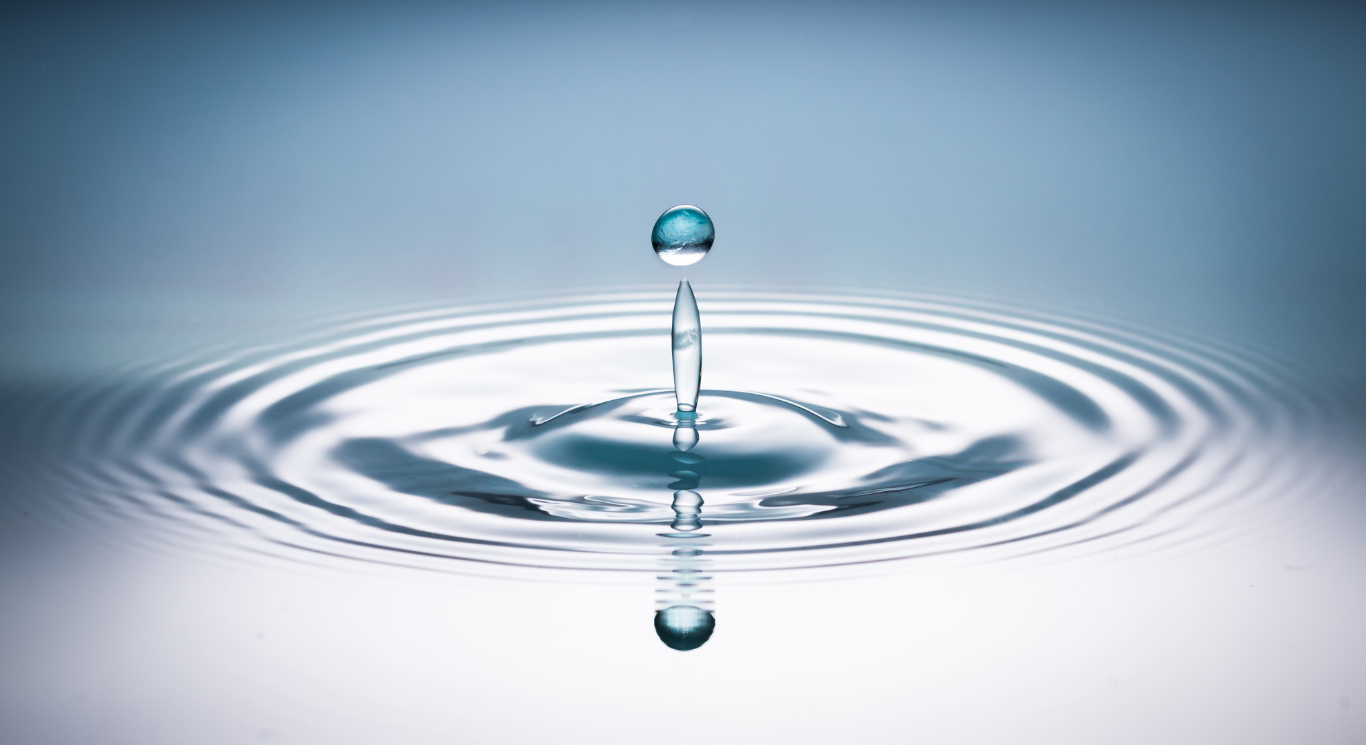 Wassertropfen 3 Foto & Bild | experimente, wasser, tropfen Bilder auf