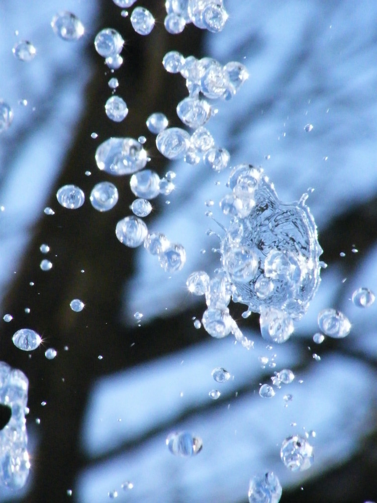 Wassertropfen im Flug