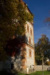 Wassertrum im Herbst