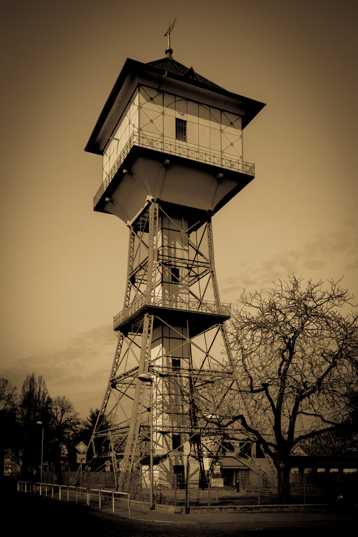 Wassertrum in Groitzsch