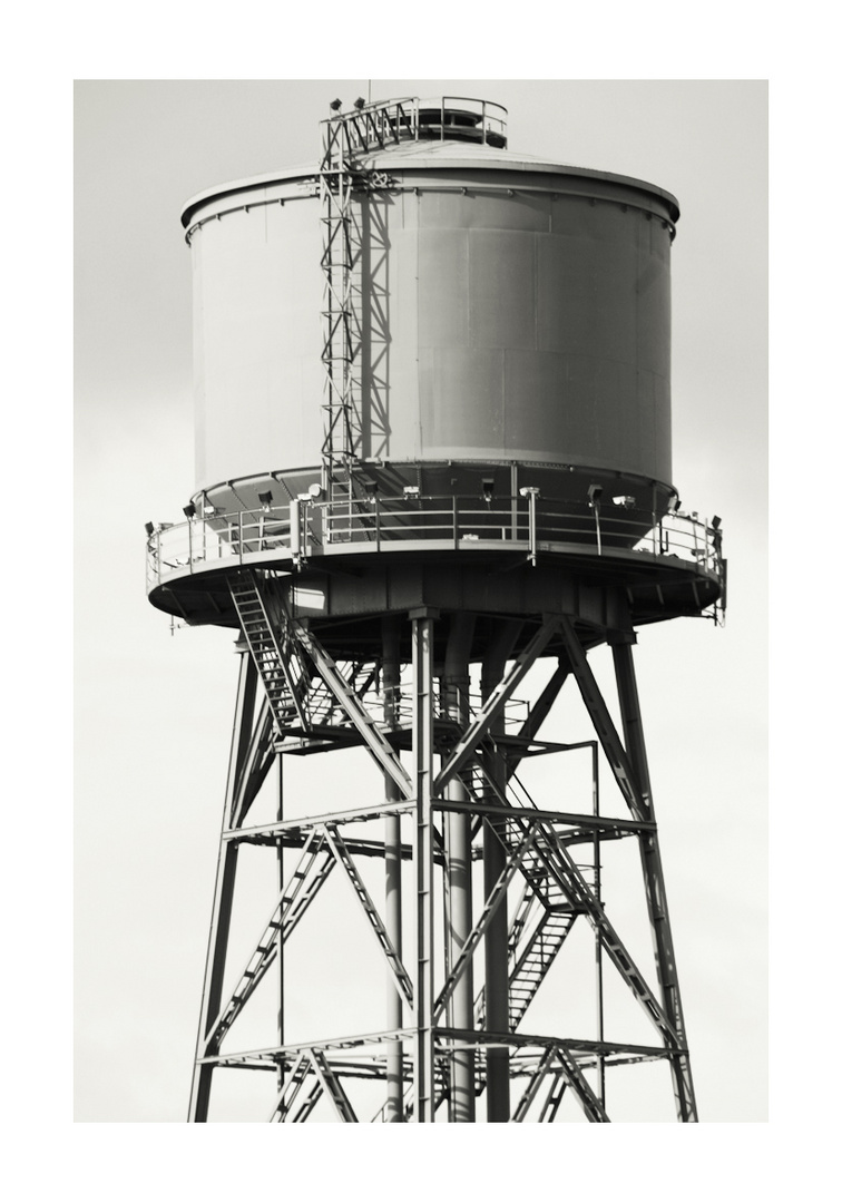 Wasserturm an der Jahrhunderthalle in Bochum