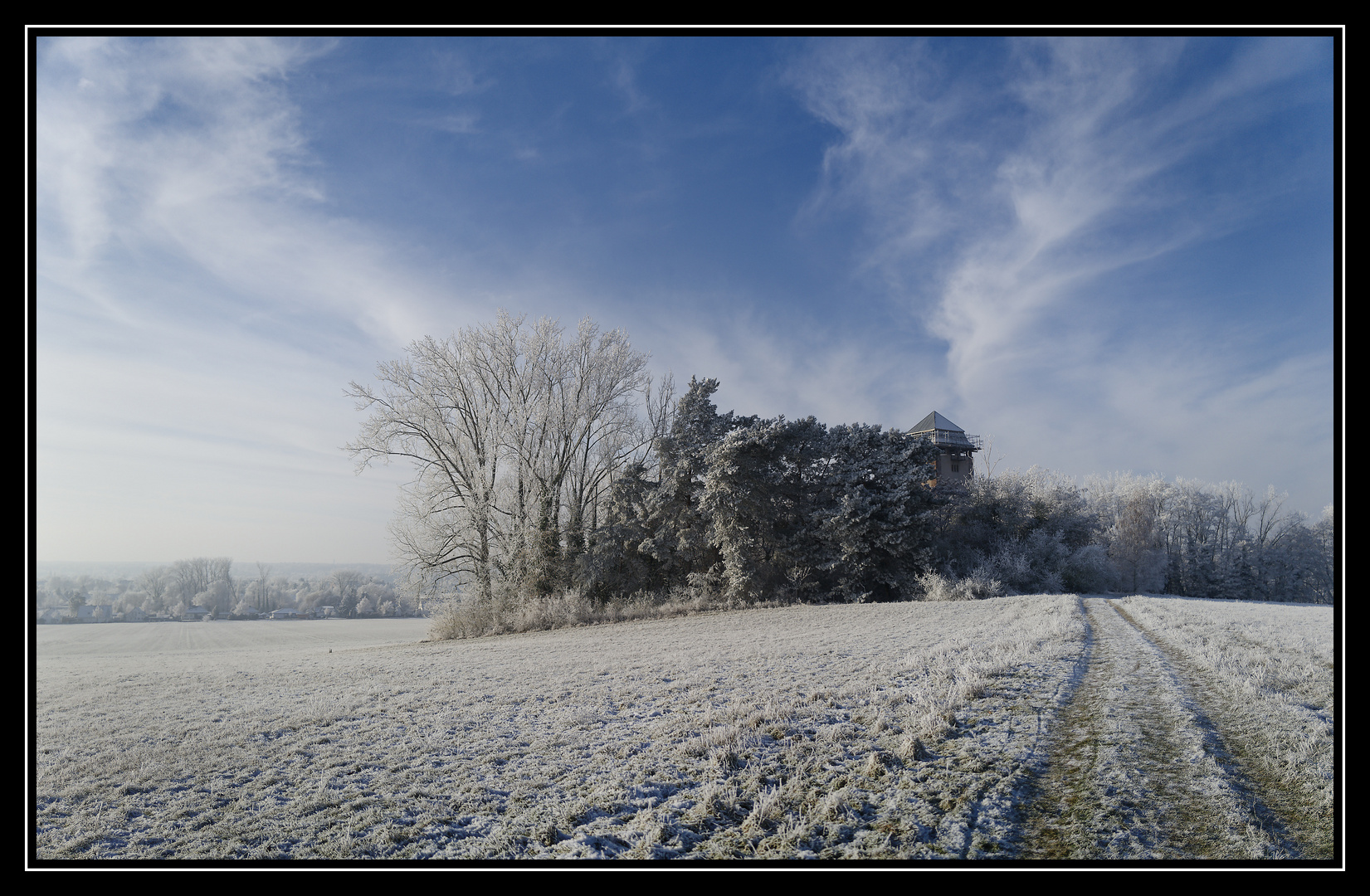 Wasserturm bei Raureif