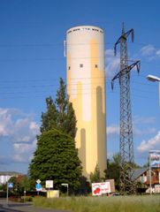 Wasserturm bei Tageslicht