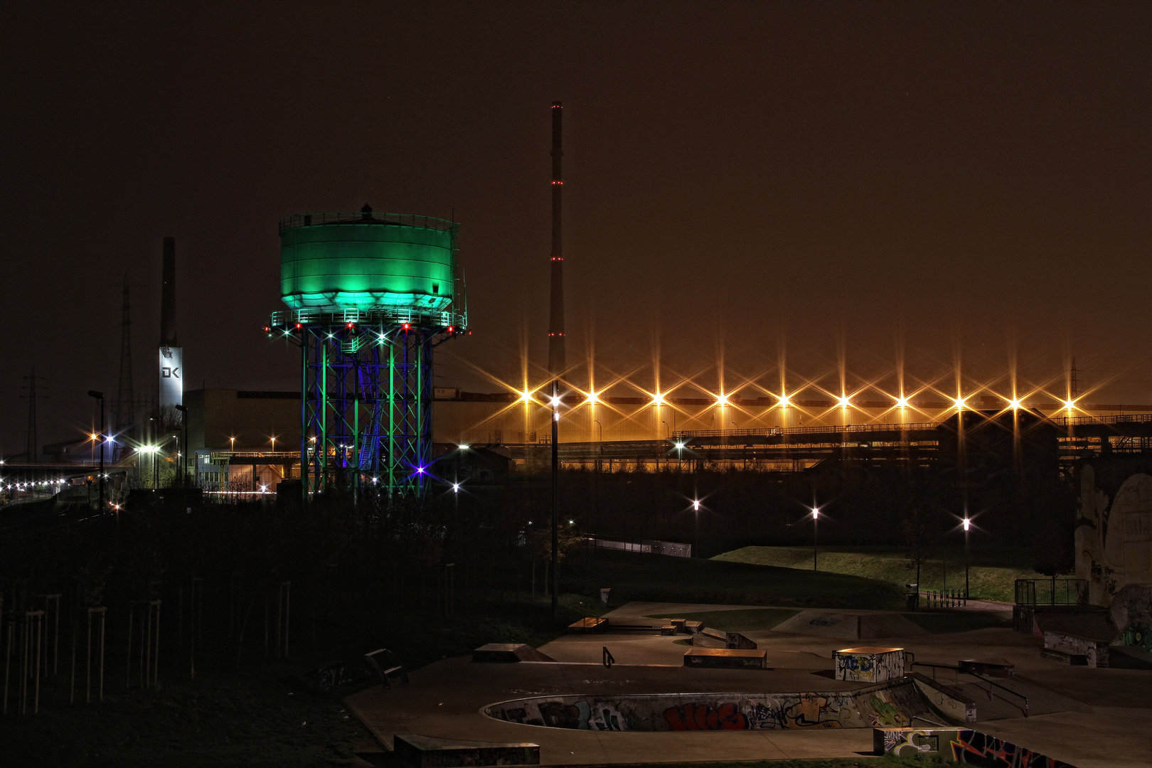 Wasserturm im Rheinpark Duisburg