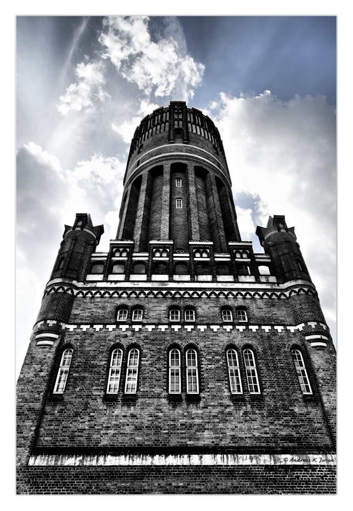 ...Wasserturm in Lüneburg...