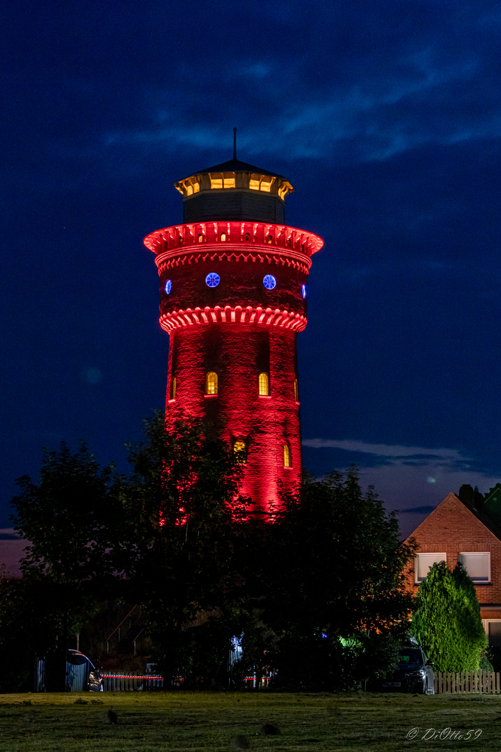 Wasserturm (rot)