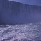 WASSERWAND DES NIAGARA FALLS AUF DER US SEITE