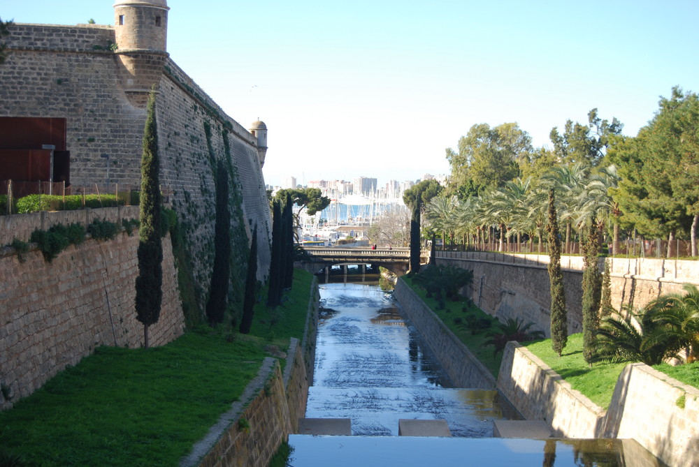 Wasserweg zum Hafen