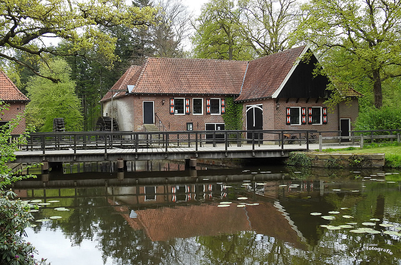 Wasssermühle am Spiegeltag