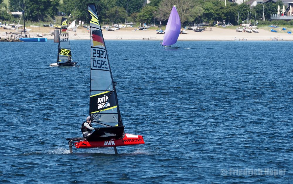 WASZP-Regatta vor Strande