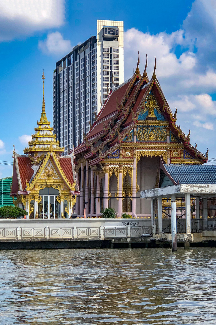 Wat Anamnikayaram at Chao Phraya