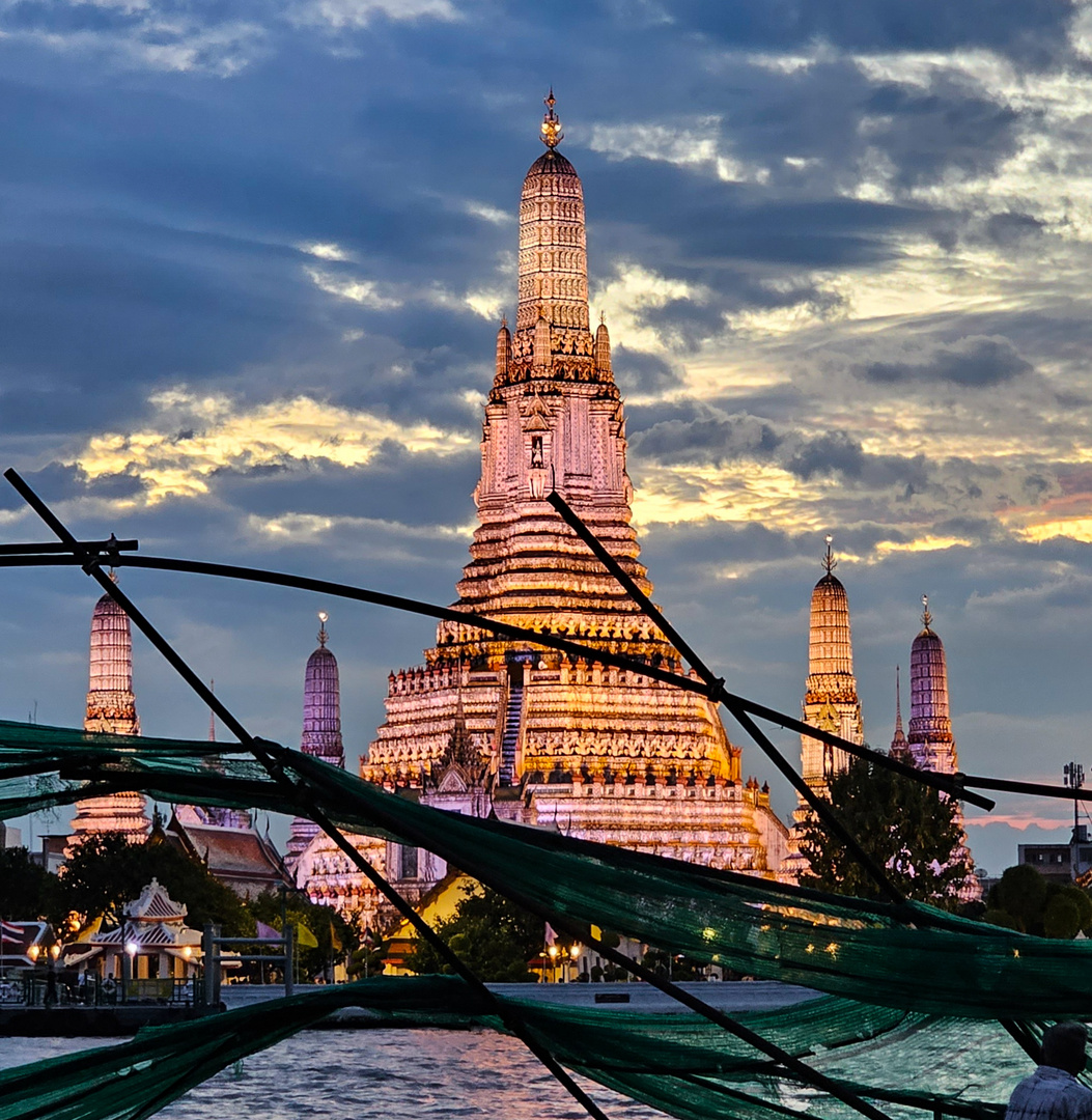 Wat Arun in Gelb