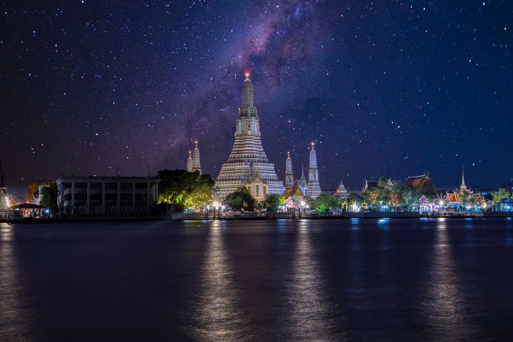 Wat Arun mit Sternenhimmel