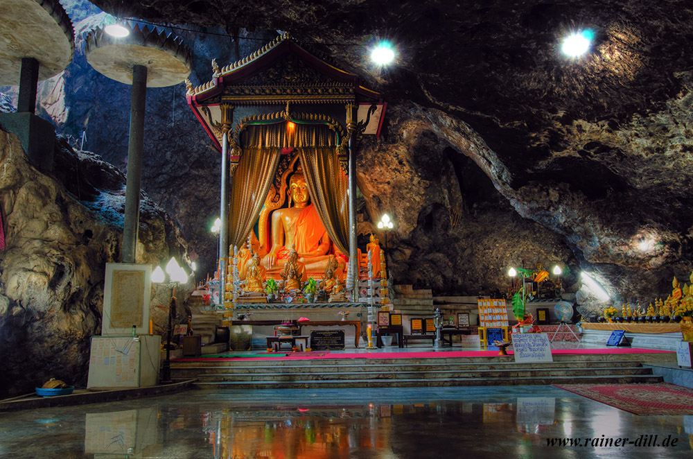 Wat Ban Tham bei Kanchanaburi