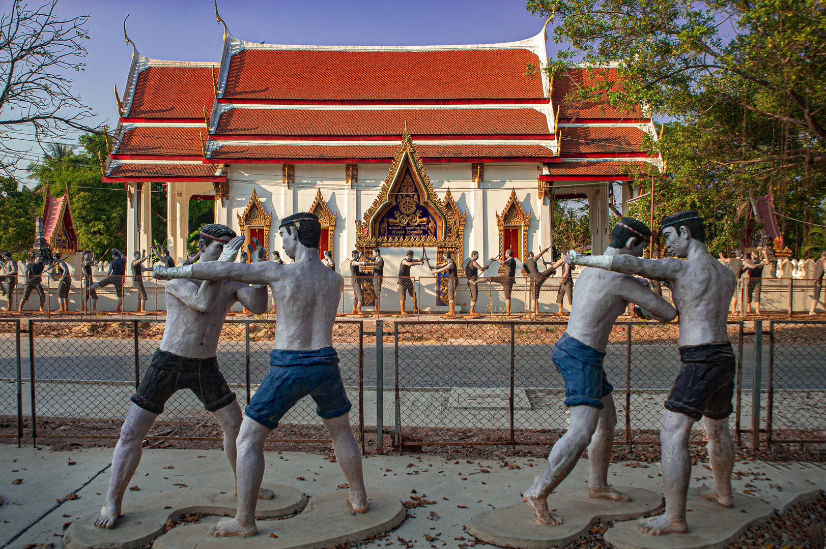 Wat Bang Kung in Samut Songkhram