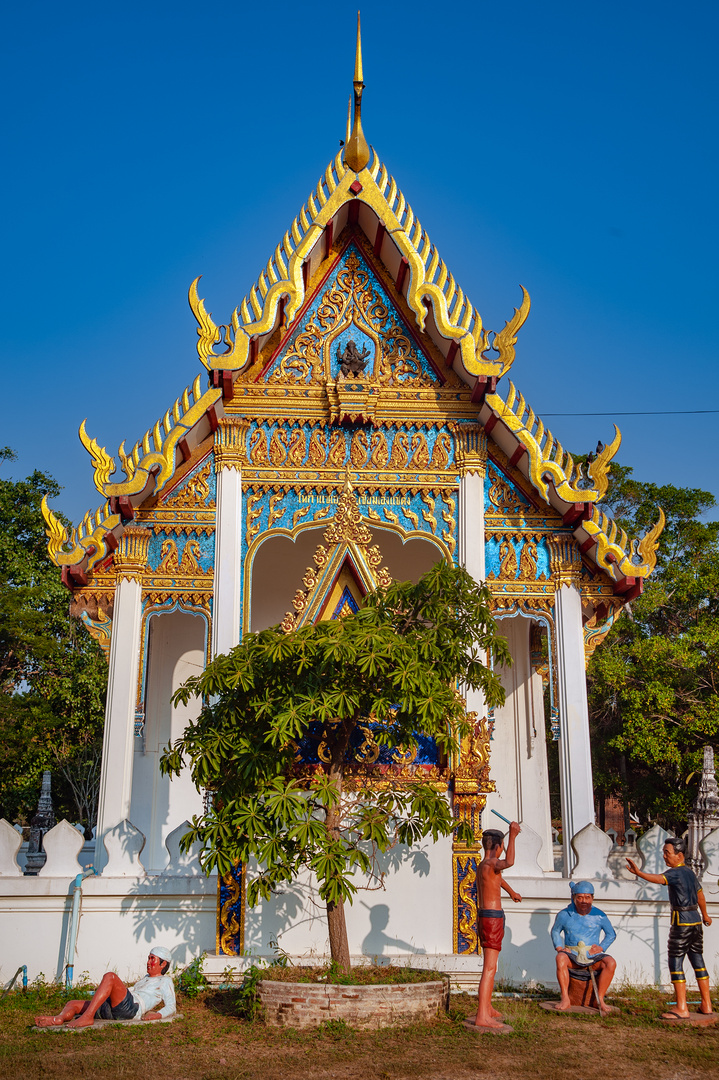 Wat Bang Kung in Samut Songkhram