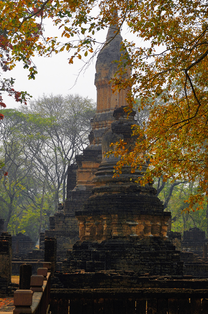 Wat Chedi Chet Thaeo