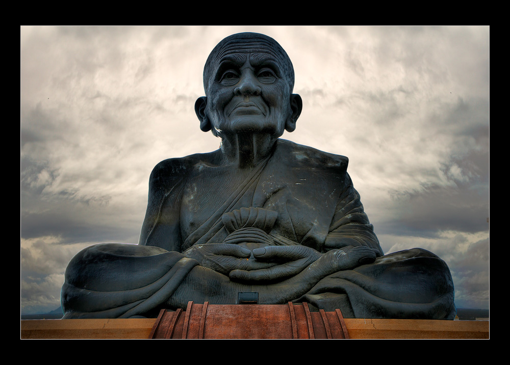 Wat Huay Mongkol - Thailand