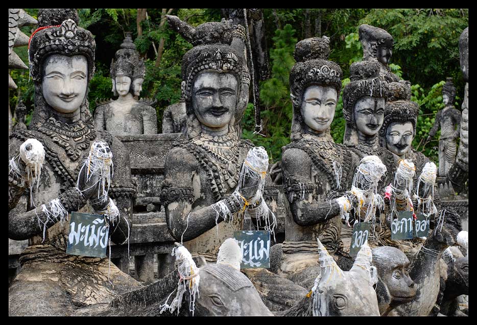 Wat Kaeo Ku - Sculpture Parc II