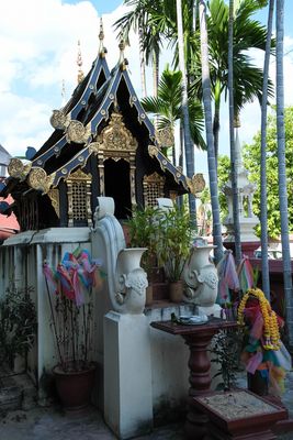 ...Wat Phan Tao Imgagines...