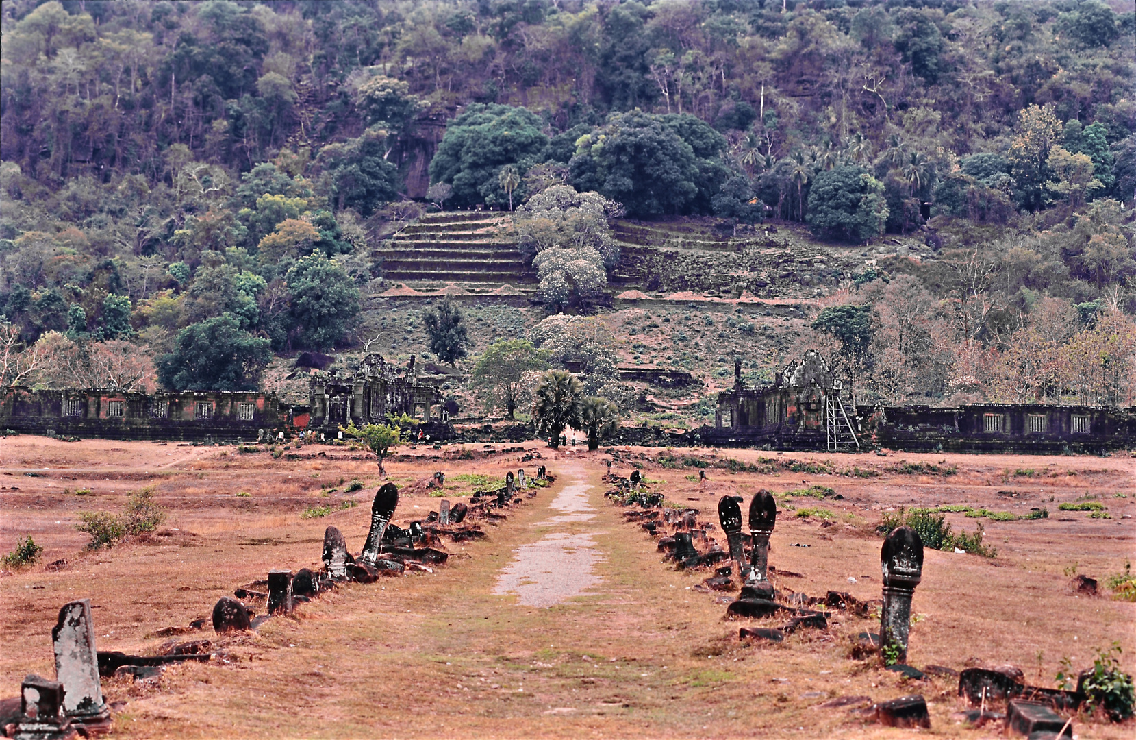 Wat Phou 02