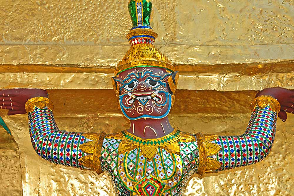 Wat Phra Kaeo/Grand Palace; temple warden