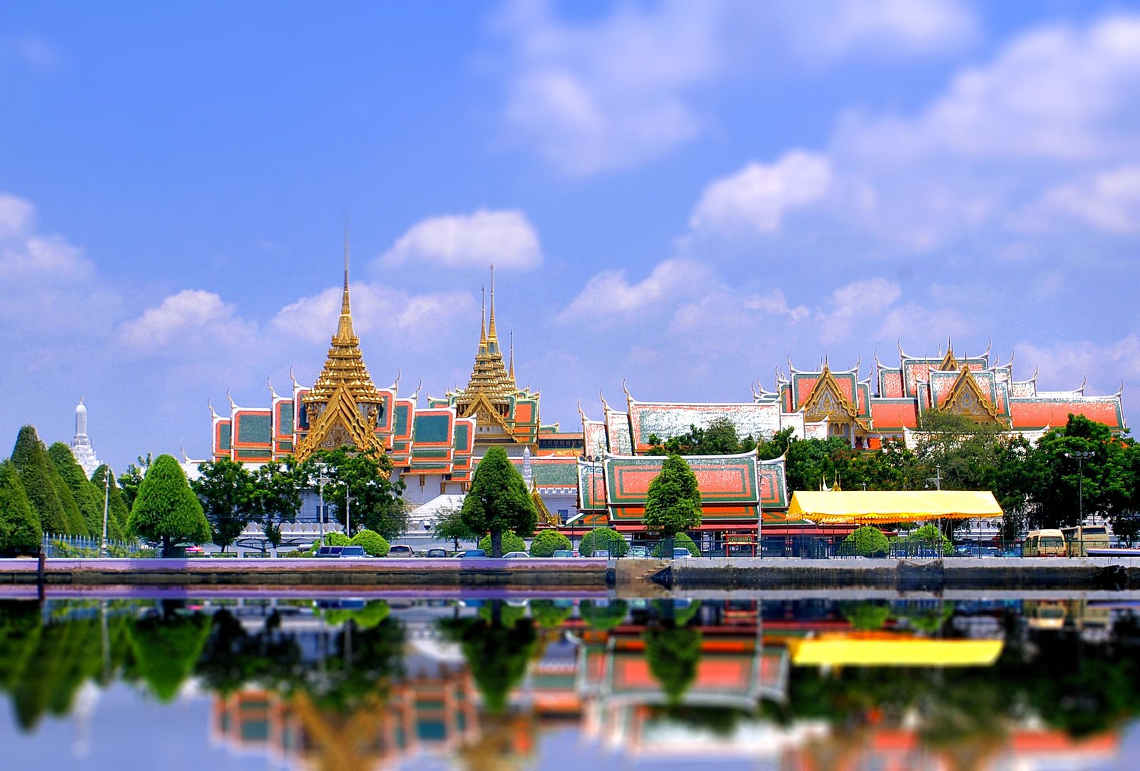 WAT PHRA KHEO -- Bangkok