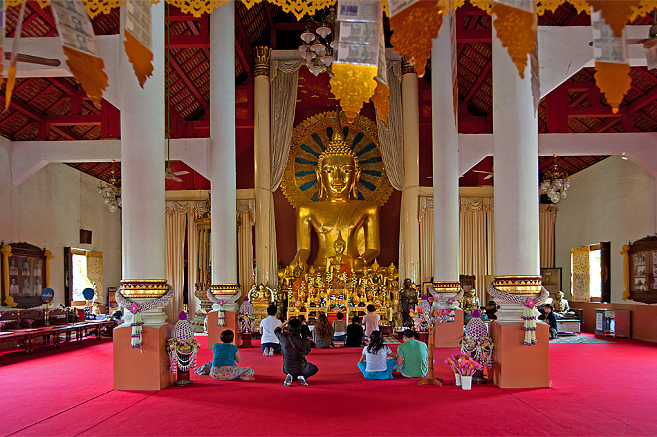 Wat Phra Singh IV