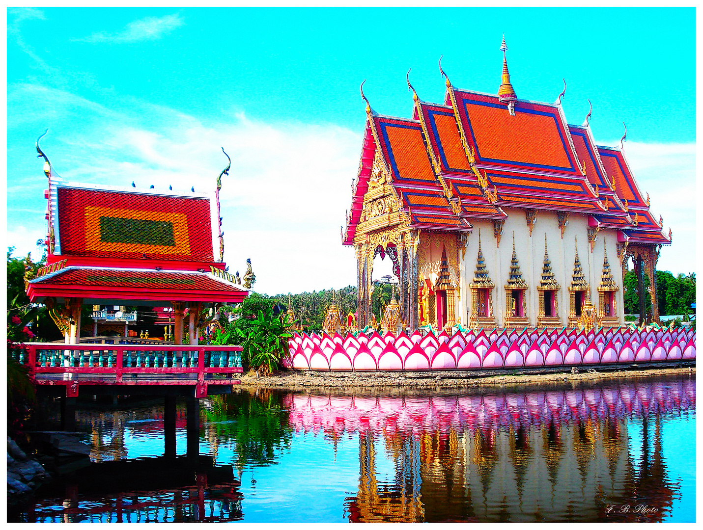 Wat Plai Laem