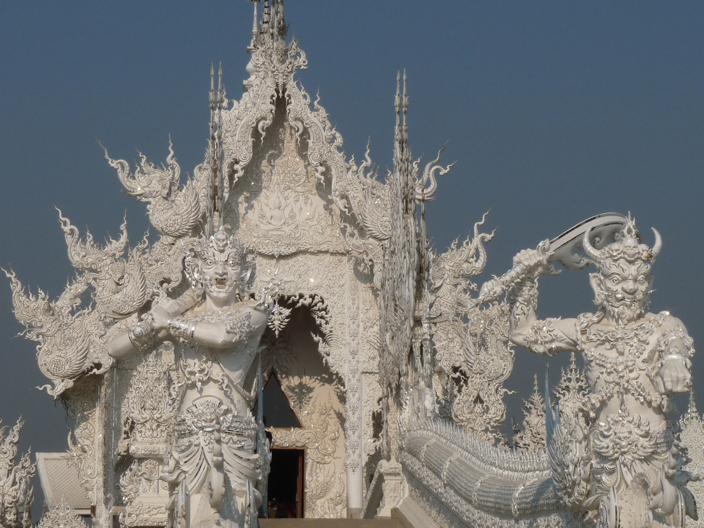 Wat Rong Khun