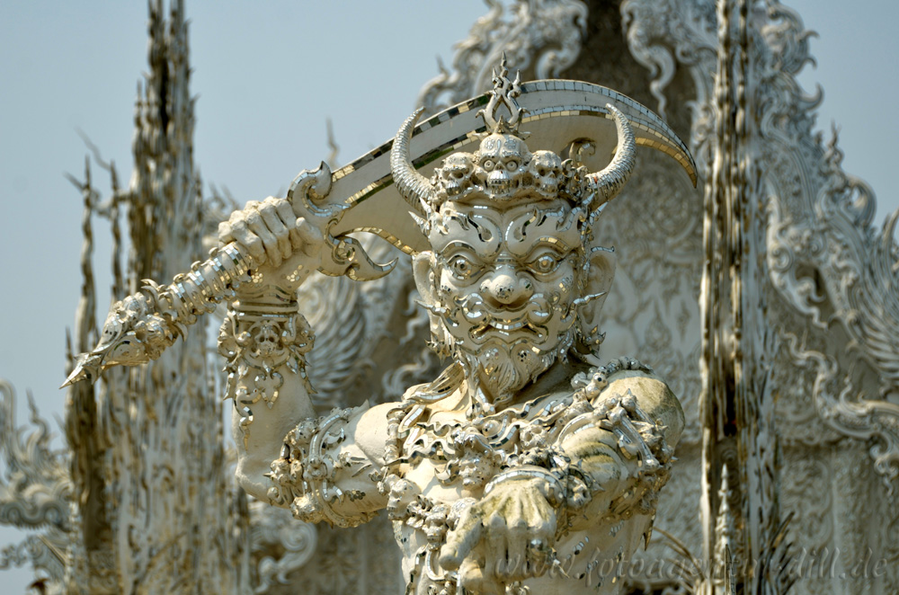 Wat Rong Khun 5