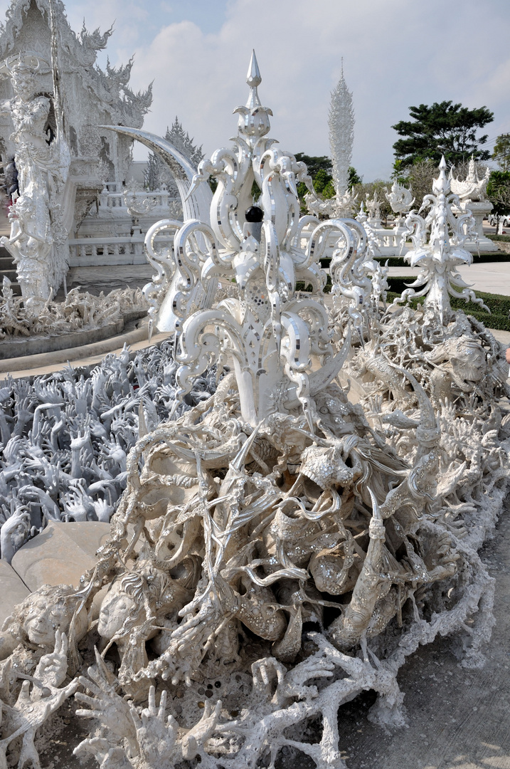 Wat Rong Khun bei Chiang-Rai, ein Traum in weiß