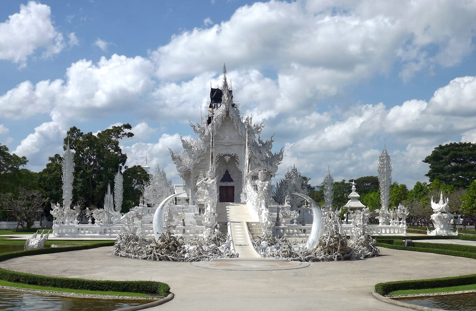 Wat Rong Khun