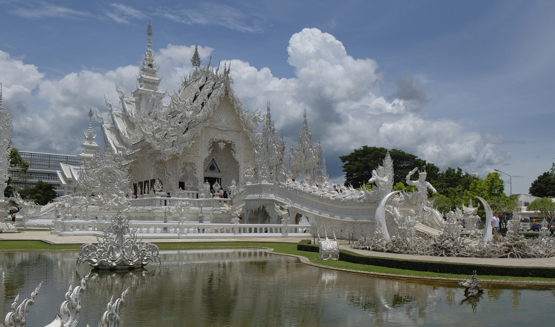 Wat Rongkhung (Chianng Rai)