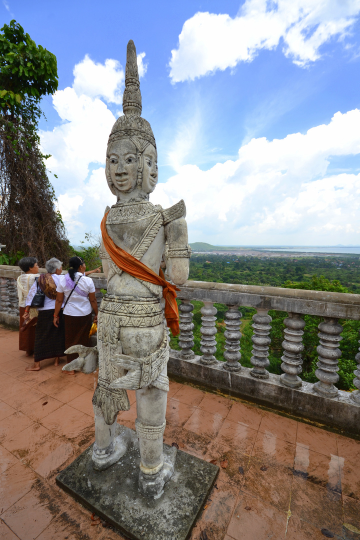 Wat Samathi Pagoda