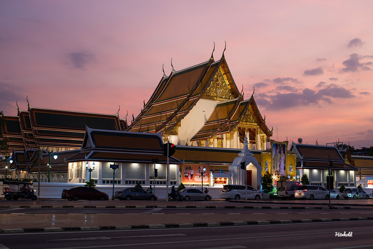 Wat Suthat