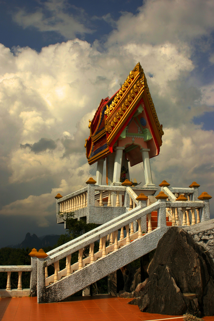 Wat Tham Sua