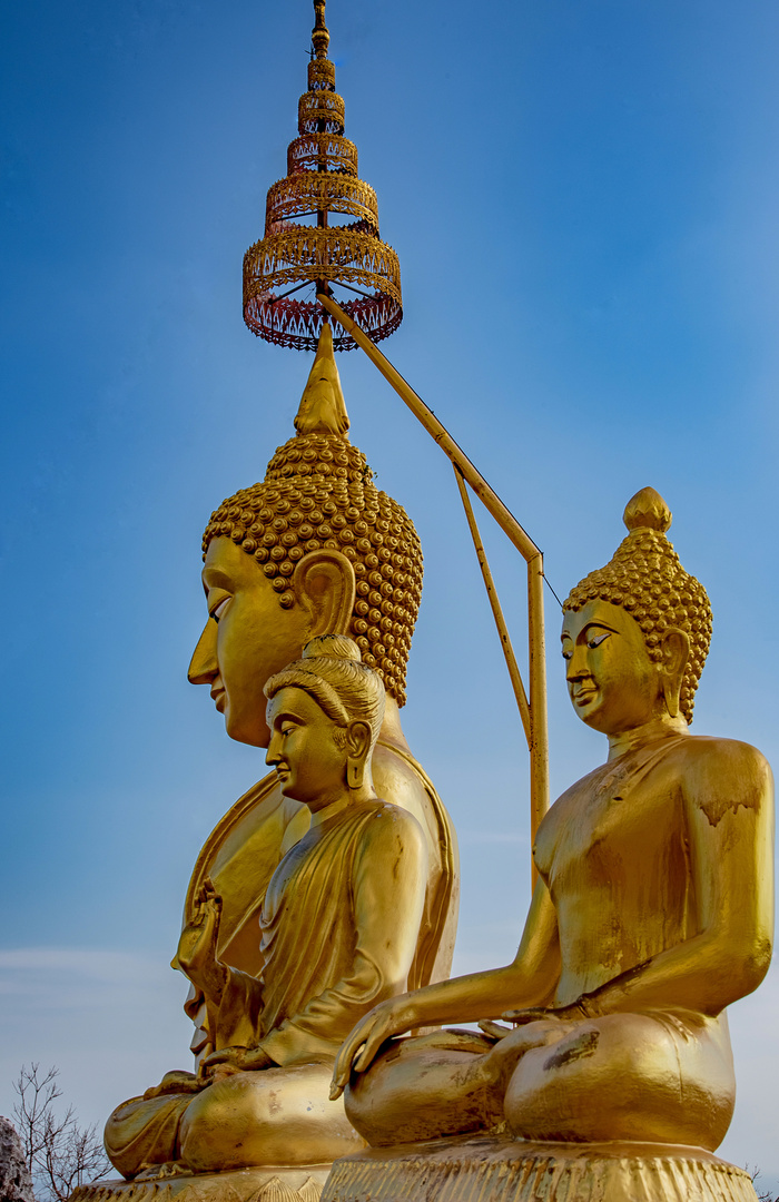 Wat Tham Suea  nach 1237 Stufen  auf den Top des Tempel