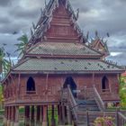 Wat Thung Si Mueang