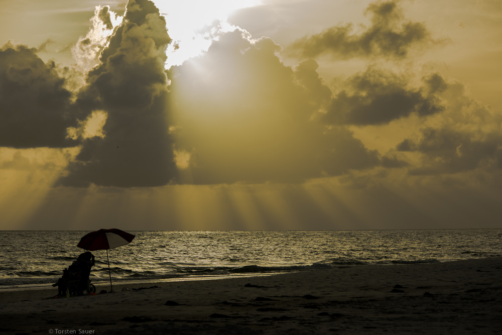 Watchin' the Sunset in Holmes Beach (AMI)