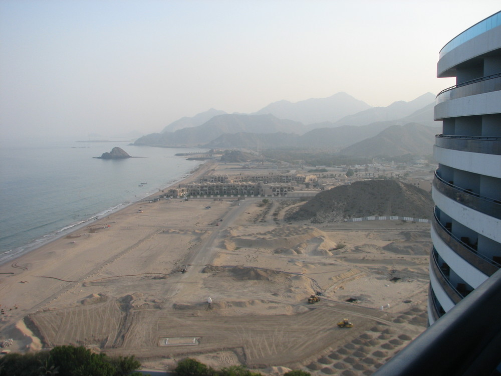 Water, Mountain, desert and Hotel