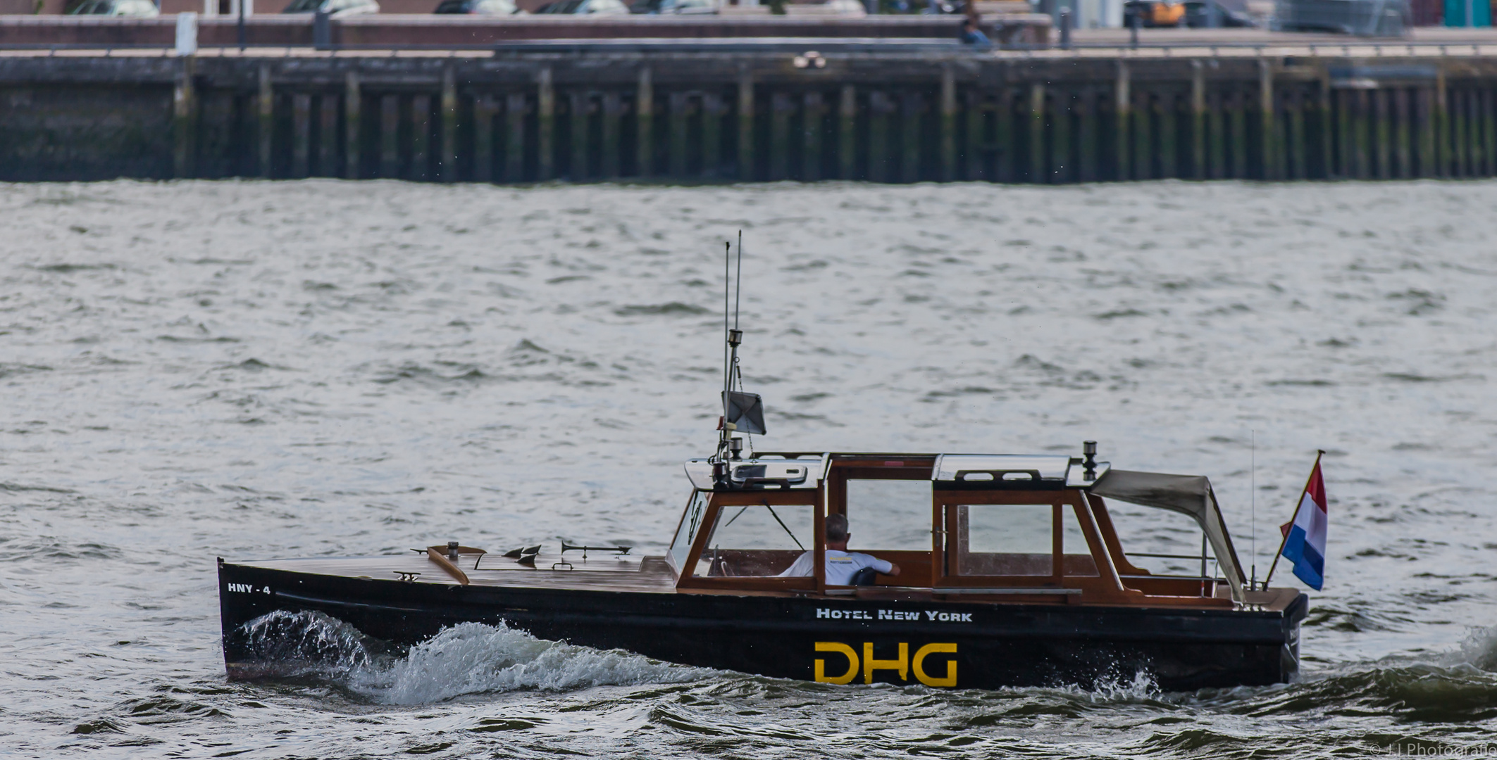 WATER TAXI CLASSIC...