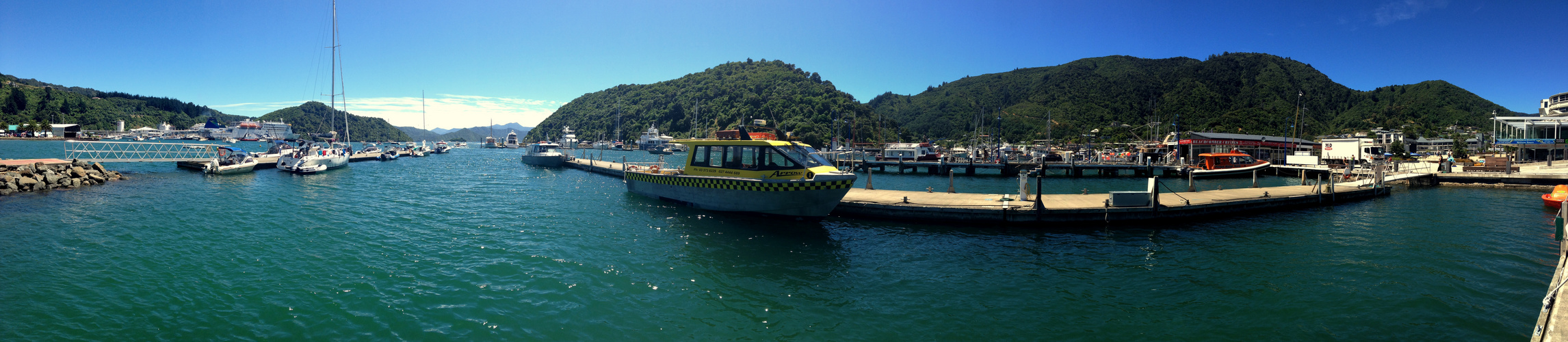 Water taxi Picton