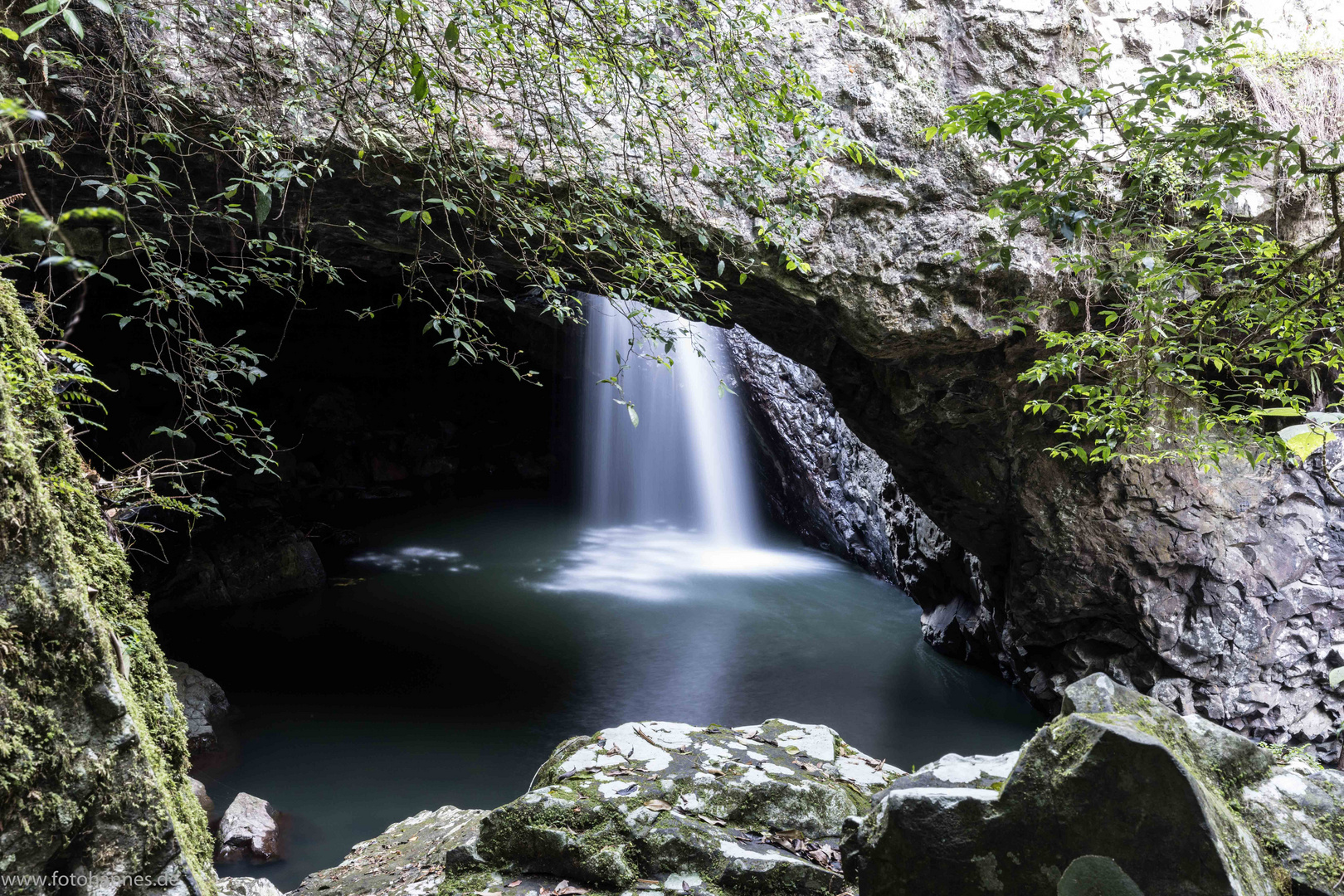 Waterfall-Cave