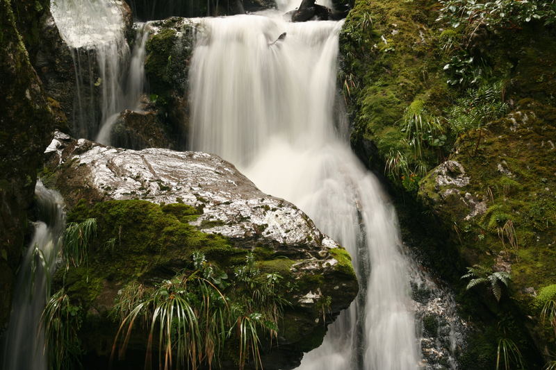 waterfall routeburn track first day