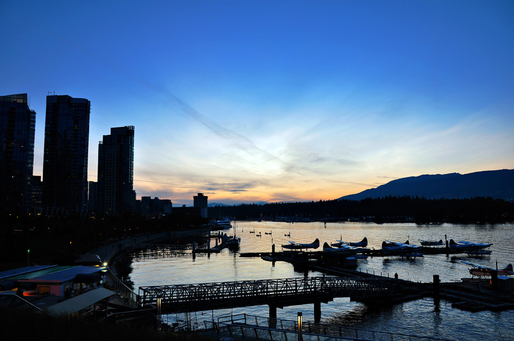 Waterfront in Vancouver nach Sonnenuntergang